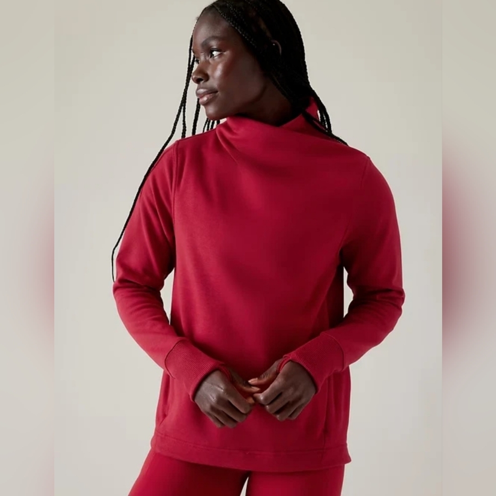 Athleta Cozy Karma Twist Neck Pullover Sweatshirt Brick Red Medium